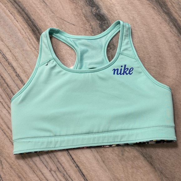 Nike Reversible Sports Bra - Girls XL - Picture 2 of 7